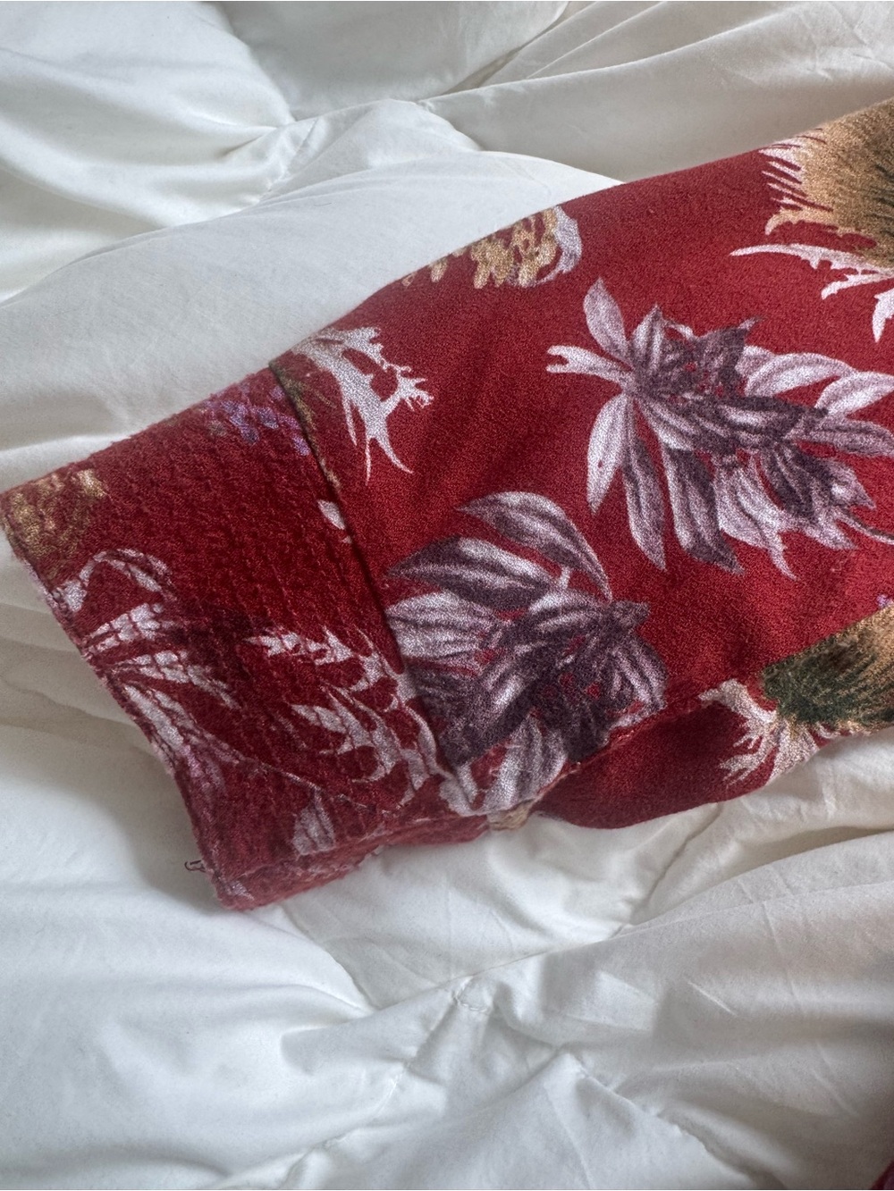 Floral Red Duster Cardigan with Blue & Green Accents - Picture 4 of 4